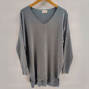 DREAMERS blue sweater V Neck size Medium Large Soft long Sleeve
